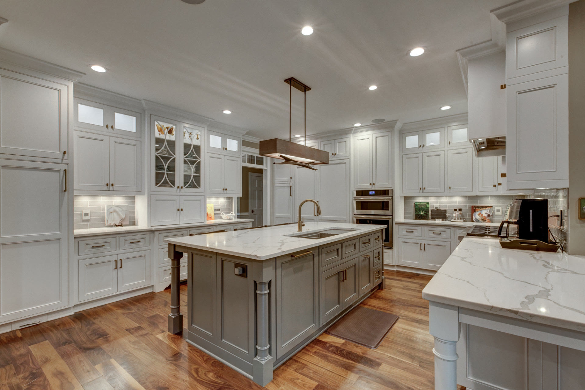 Custom kitchen remodeled by R&R Improvements